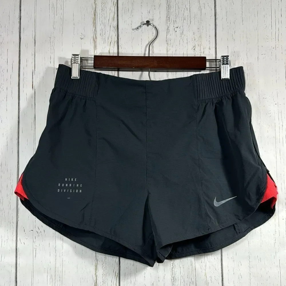 Nike Womens Dri Fit Running Division Tempo Luxe Black Athletic Short